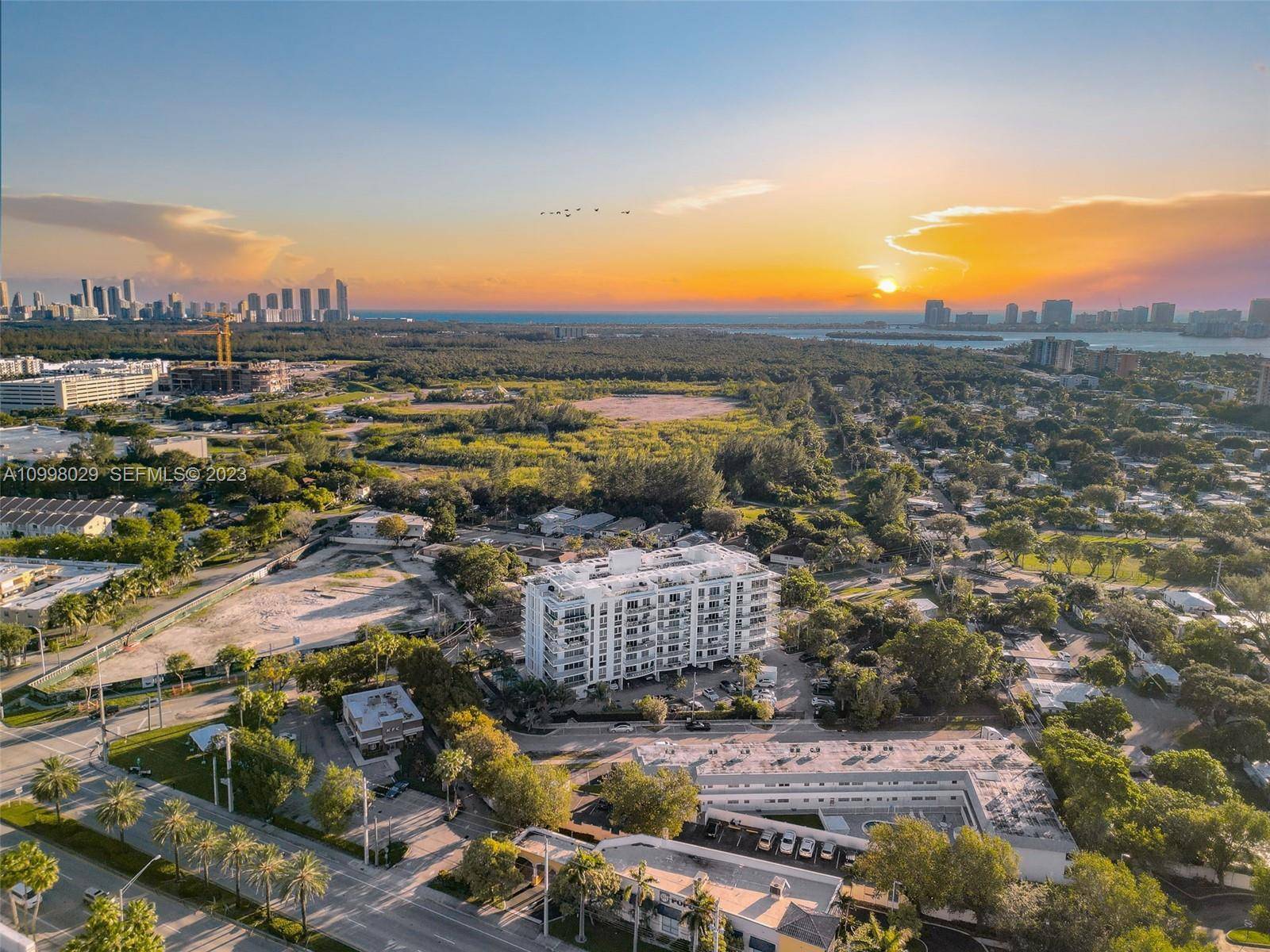 13800 Highland DrNorth Miami Beach - THE HIGHLANDS CONDO condo unit 504 - picture