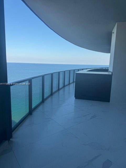 18555 Collins AveSunny Isles Beach - 18555 COLLINS AVENUE COND condo unit 2905 - picture
