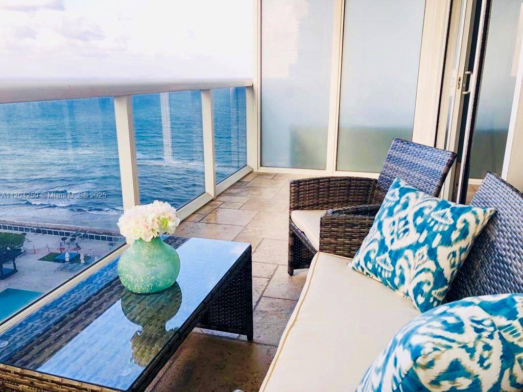 1830 S Ocean DrHallandale Beach - Condo/Co-Op/Seasonal,Condo condo unit 1709 - picture