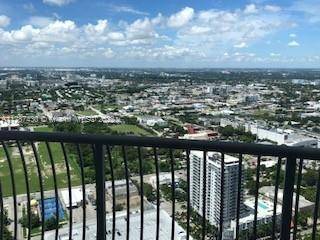 1750 N Bayshore Dr.Miami - Condo 5+ Stories,Condo condo unit 5215 - picture
