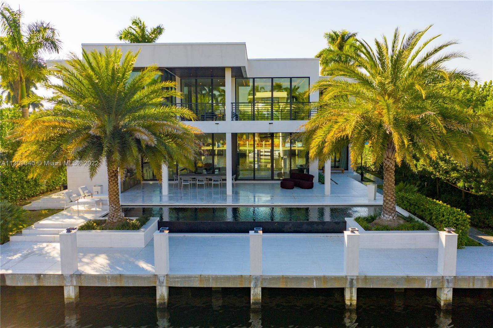128 Fiesta WayFort Lauderdale - picture