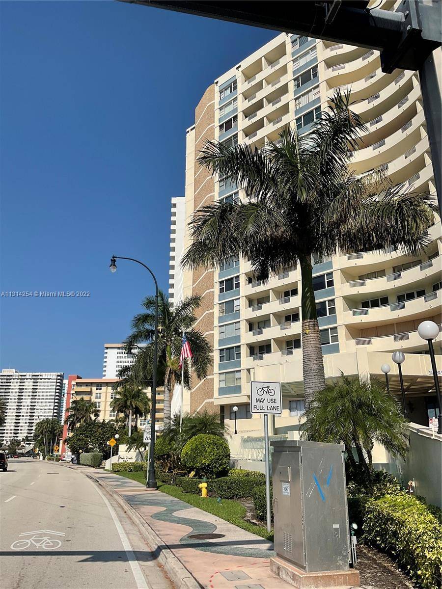 3180 S Ocean DrHallandale Beach - Condo 1-4 Stories,Condo condo unit 1503 - picture