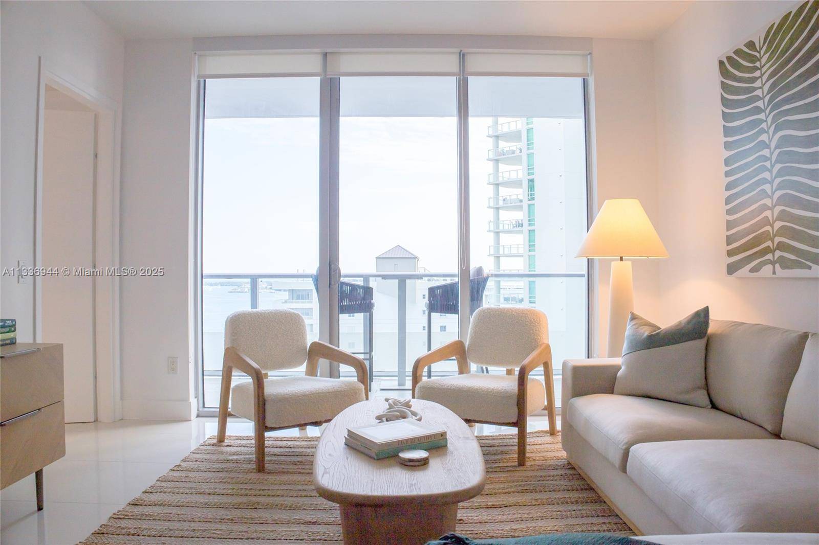 1300 Brickell Bay DrMiami - Condo/Co-Op/Seasonal,Condo condo unit 1608 - picture