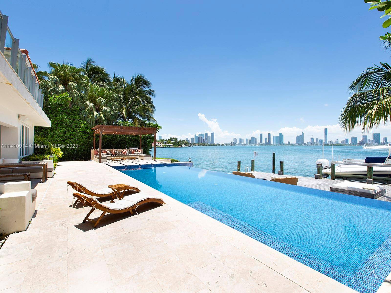820 W Dilido DrMiami Beach - picture