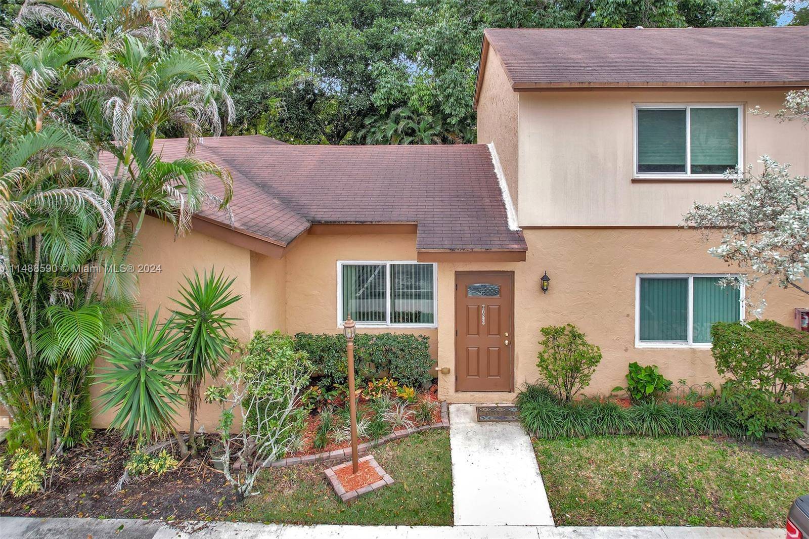 7083 W Sunrise BlvdPlantation - Townhouse,Condo condo unit 7083 - picture
