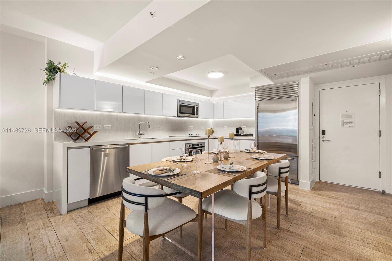 102 24th StMiami Beach - Condo/Co-Op/Seasonal,Condo condo unit 1412 - picture