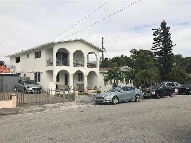 1355 SW 12th StMiami - picture
