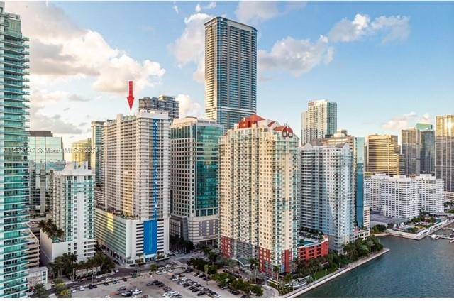 1200 Brickell Bay DrMiami - THE CLUB AT BRICKELL BAY condo unit 1915 - picture