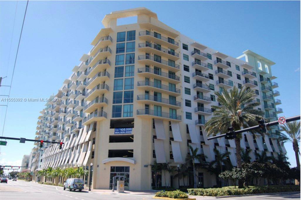 140 S Dixie HwyHollywood - HOLLYWOOD STATION condo unit 521 - picture