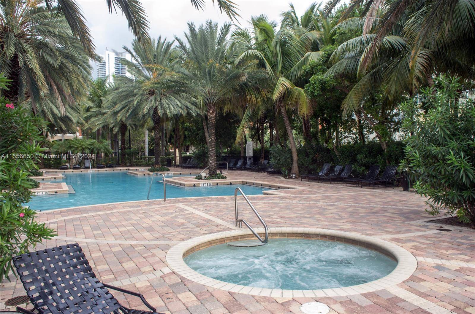 17100 N Bay RdSunny Isles Beach - Condo/Co-Op/Annual,Condo condo unit 1402 - picture