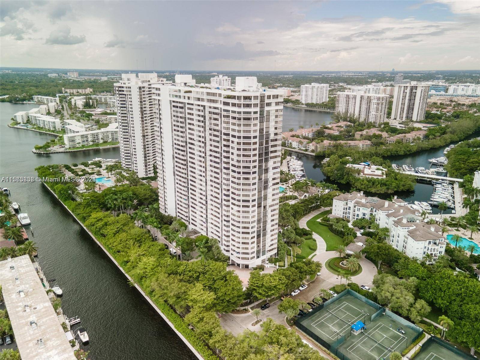 2000 Island BlvdAventura - Condo 5+ Stories,Condo condo unit 908 - picture