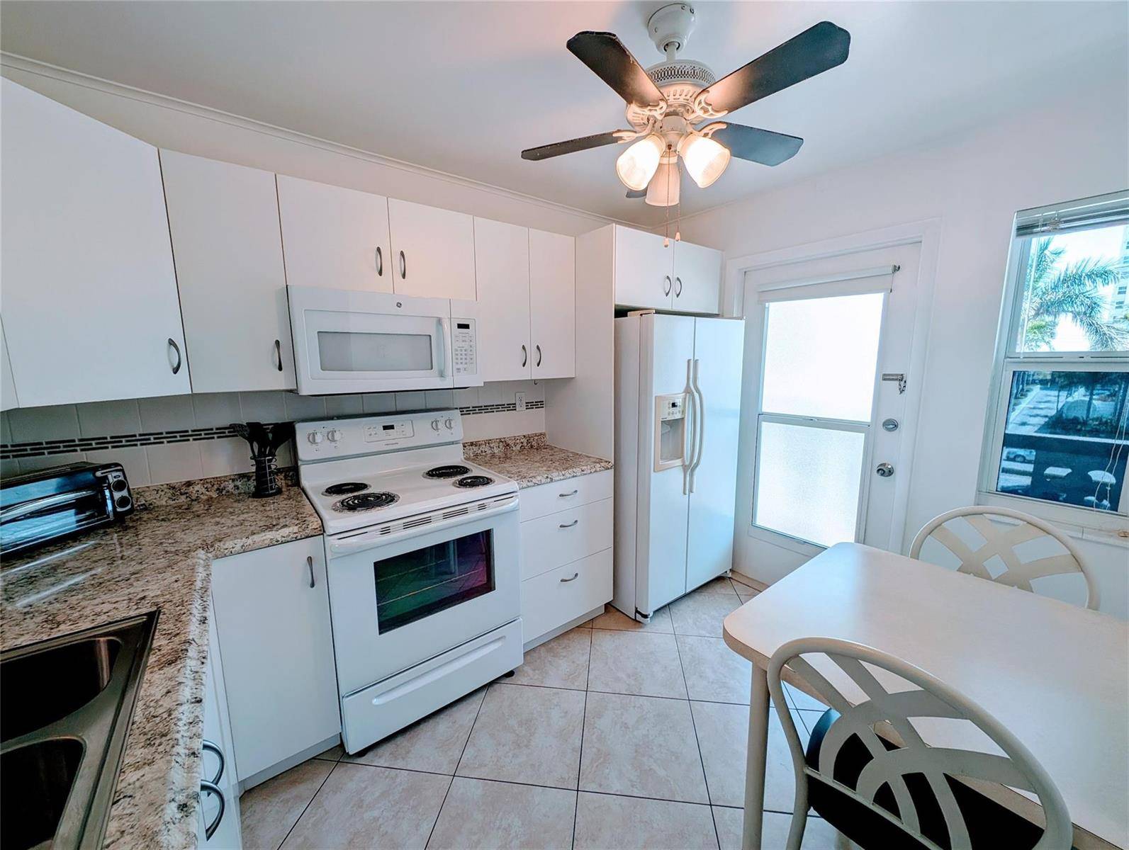 1893 S OceanHallandale Beach - Condo condo unit 405 - picture