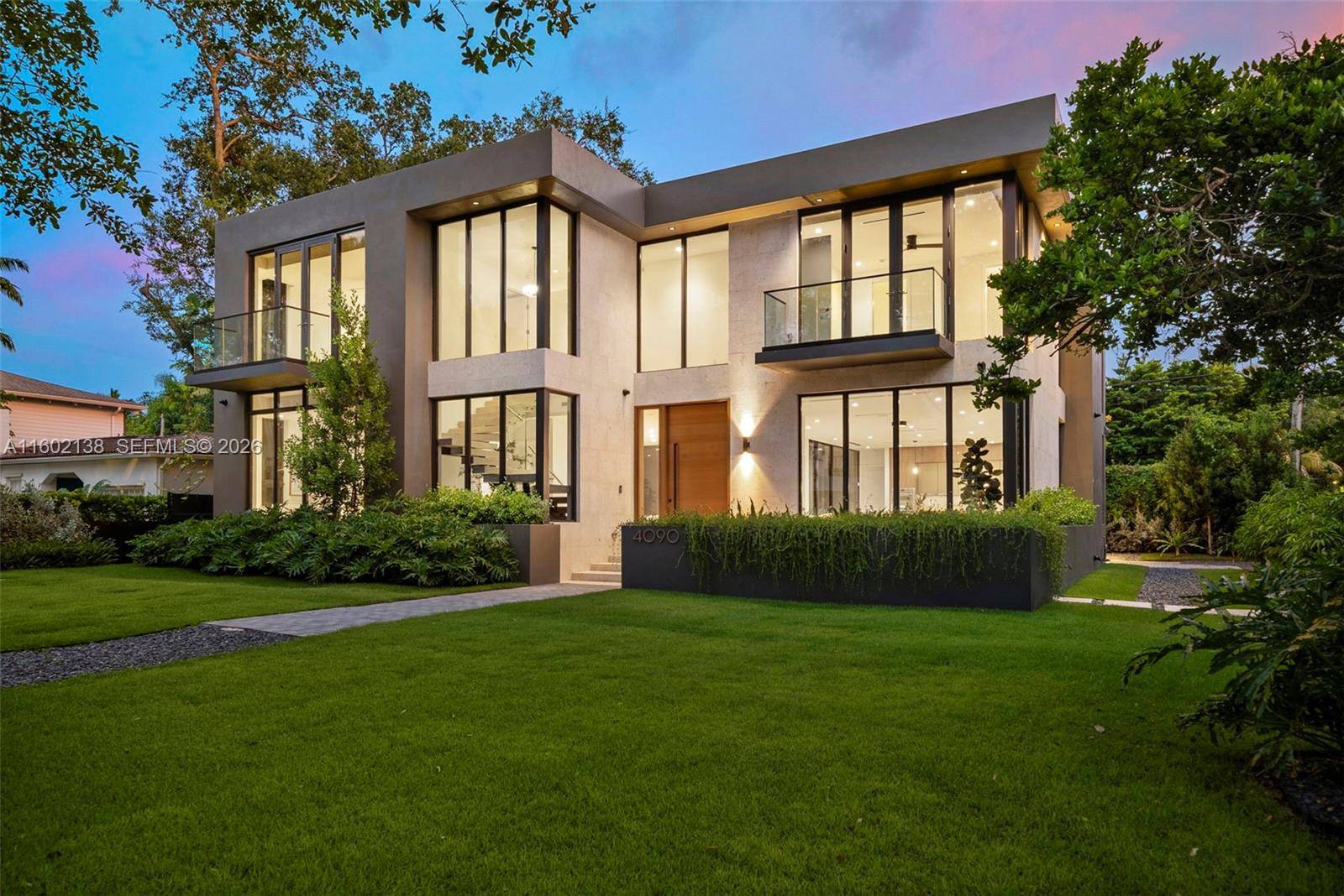 4090 Hardie AveMiami - picture