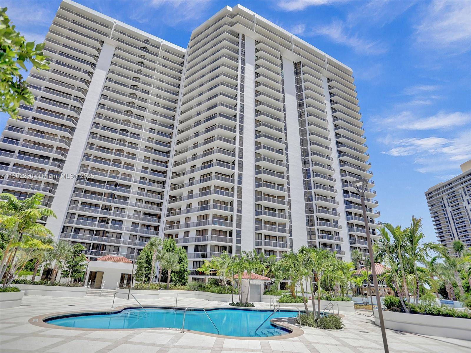 20281 E Country Club DrAventura - Condo 5+ Stories,Condo condo unit 305 - picture