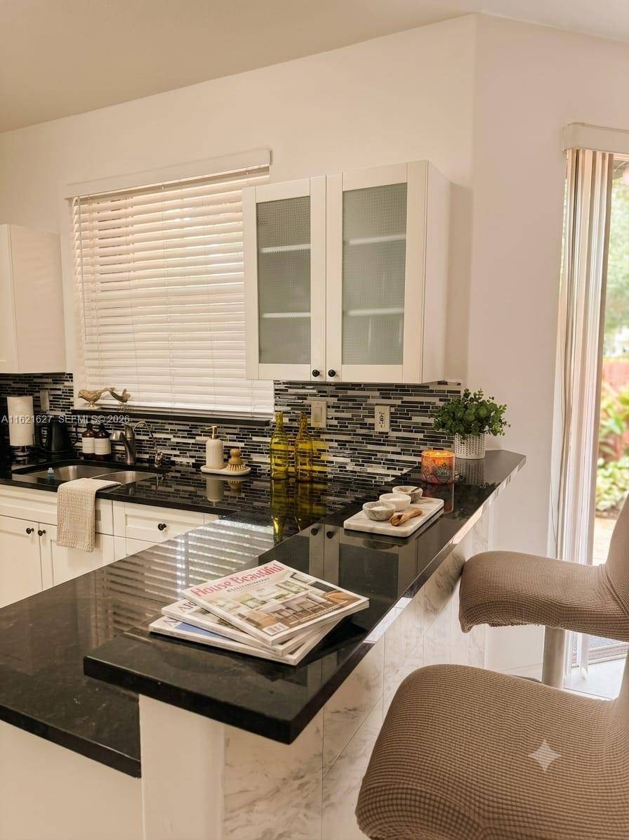 4866 NW 108th PsgeDoral - SAVANNAH AT DORAL condo unit 4866 - picture