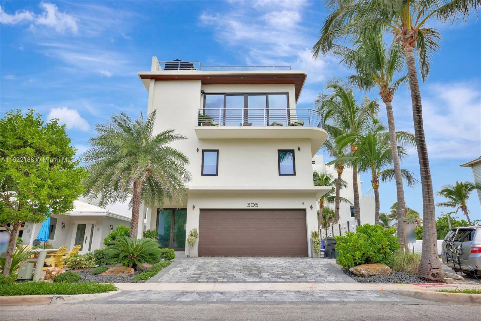 305 Oak StHollywood - picture