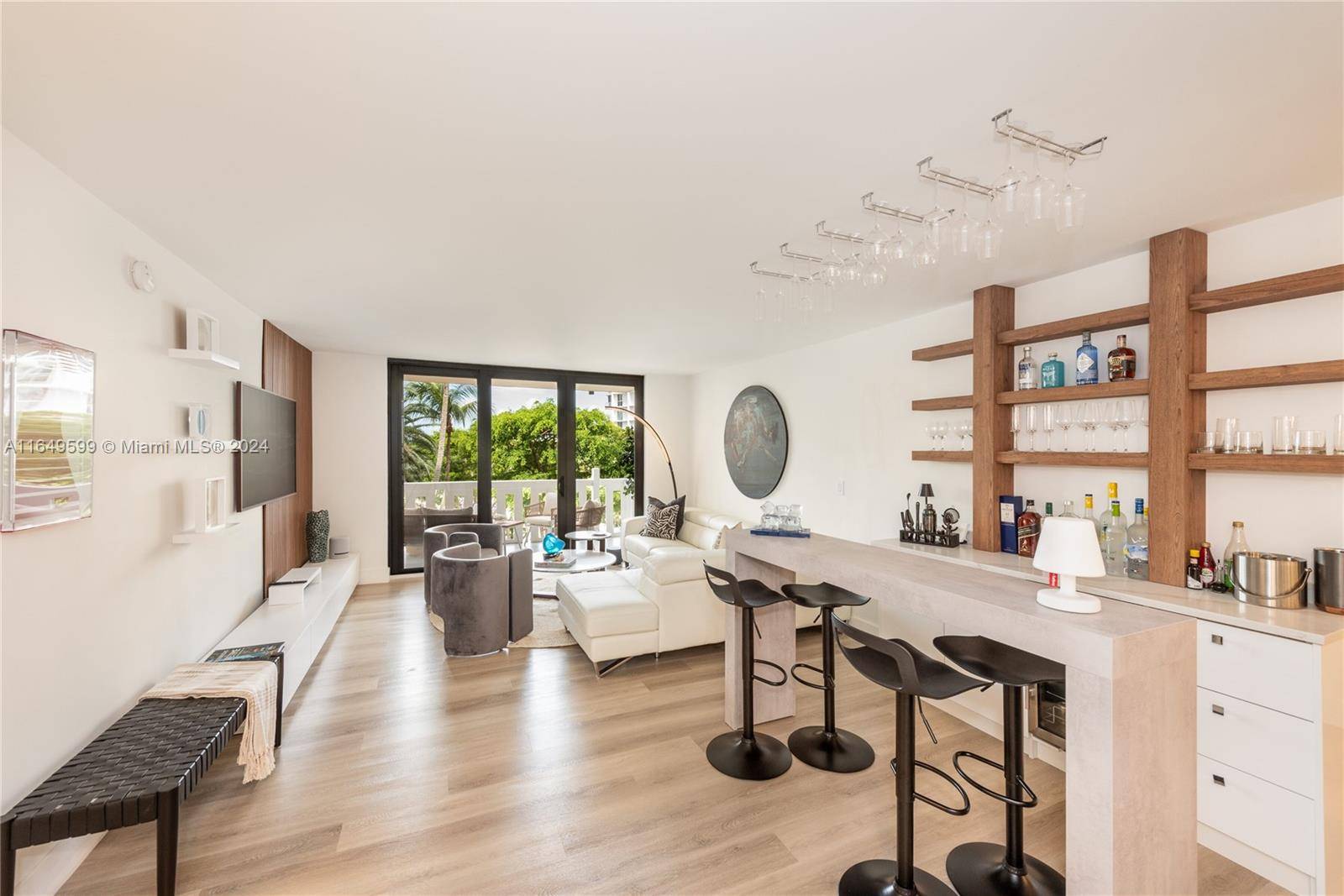 1111 Crandon BlvdKey Biscayne - TOWERS OF KEY BISCAYNE CO,The Towers of Key Bi condo unit A306 - picture