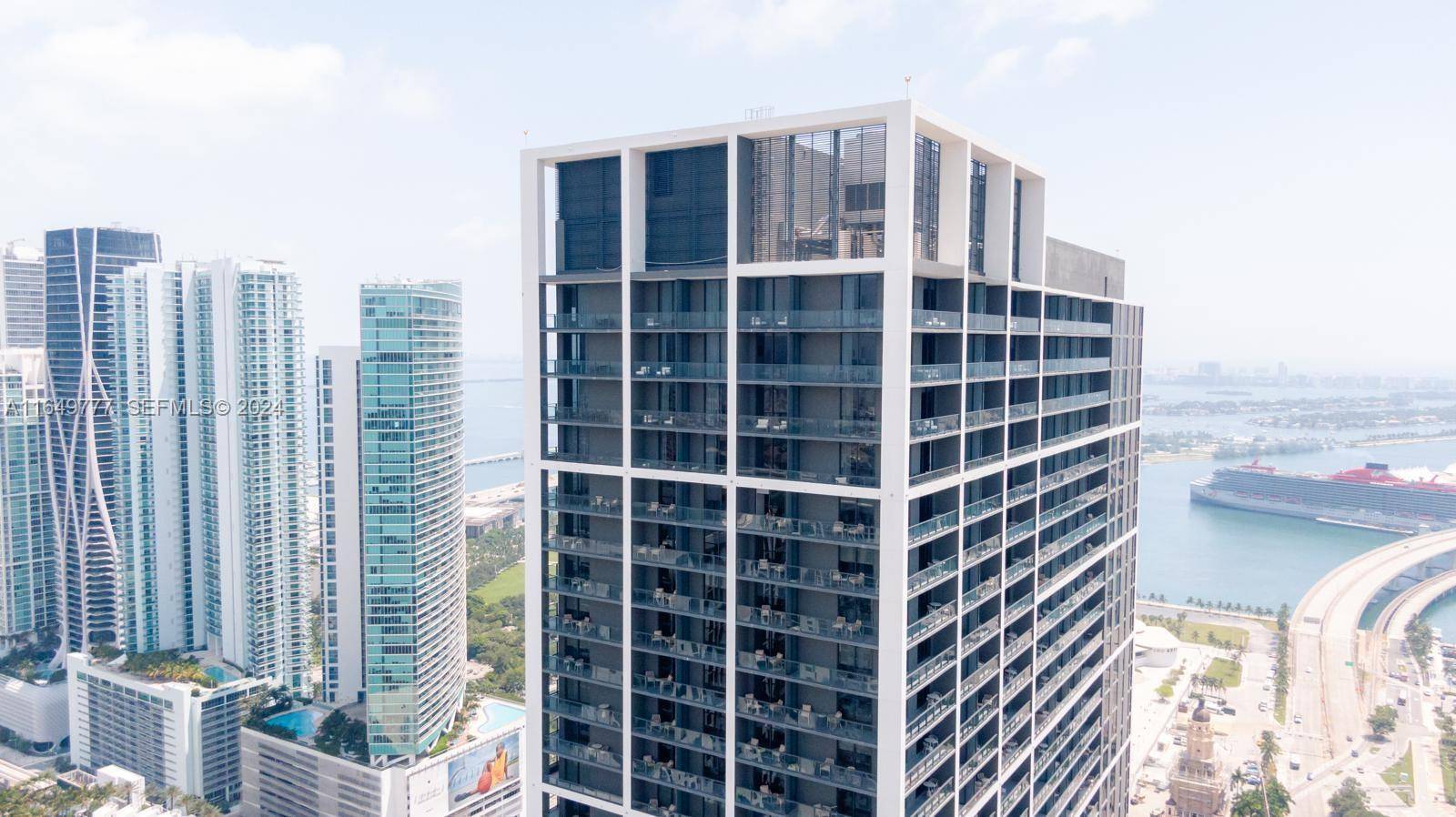 601 NE 1 AveMiami - Gale condo unit 4704 - picture