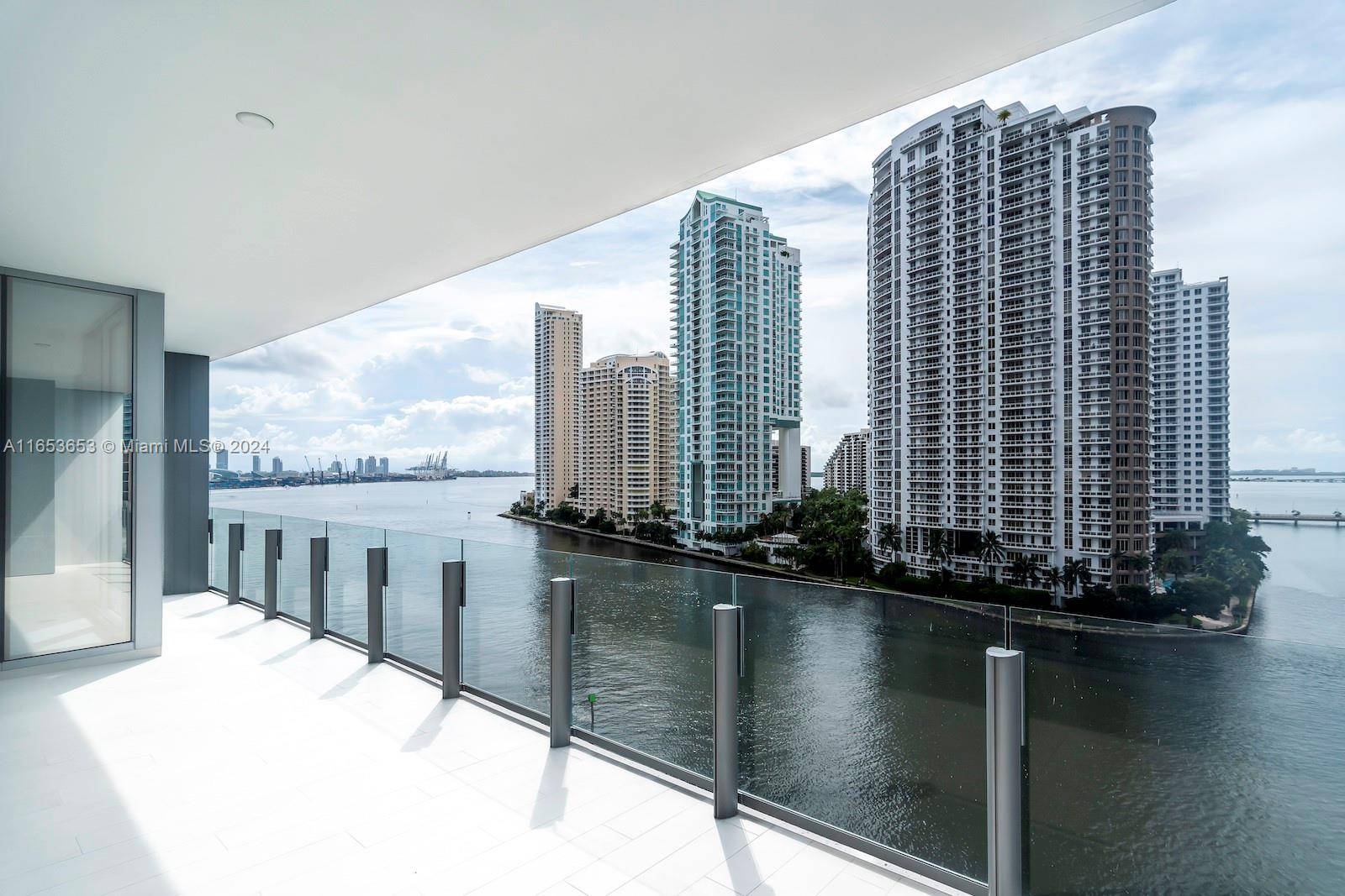 300 Biscayne Blvd WayMiami - Condo 5+ Stories,Condo condo unit 902 - picture