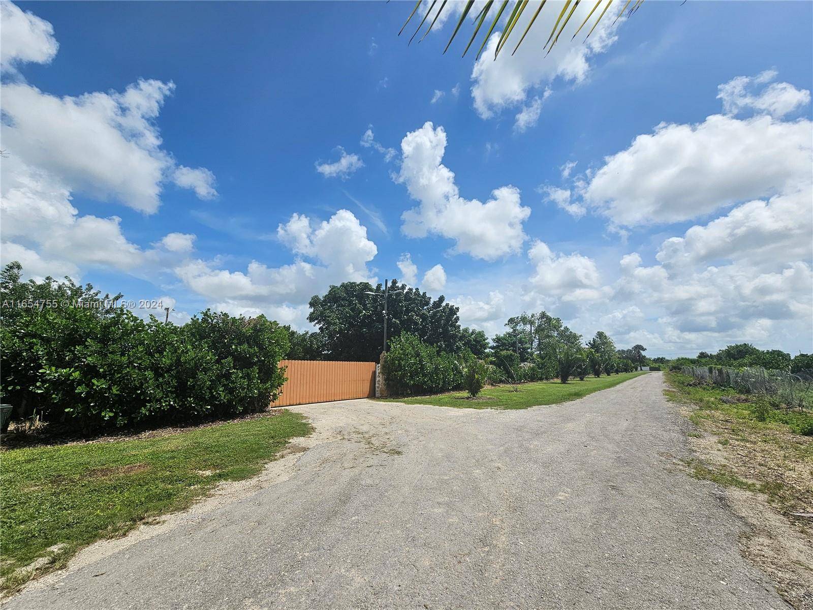 22501 SW 207th AveMiami - picture