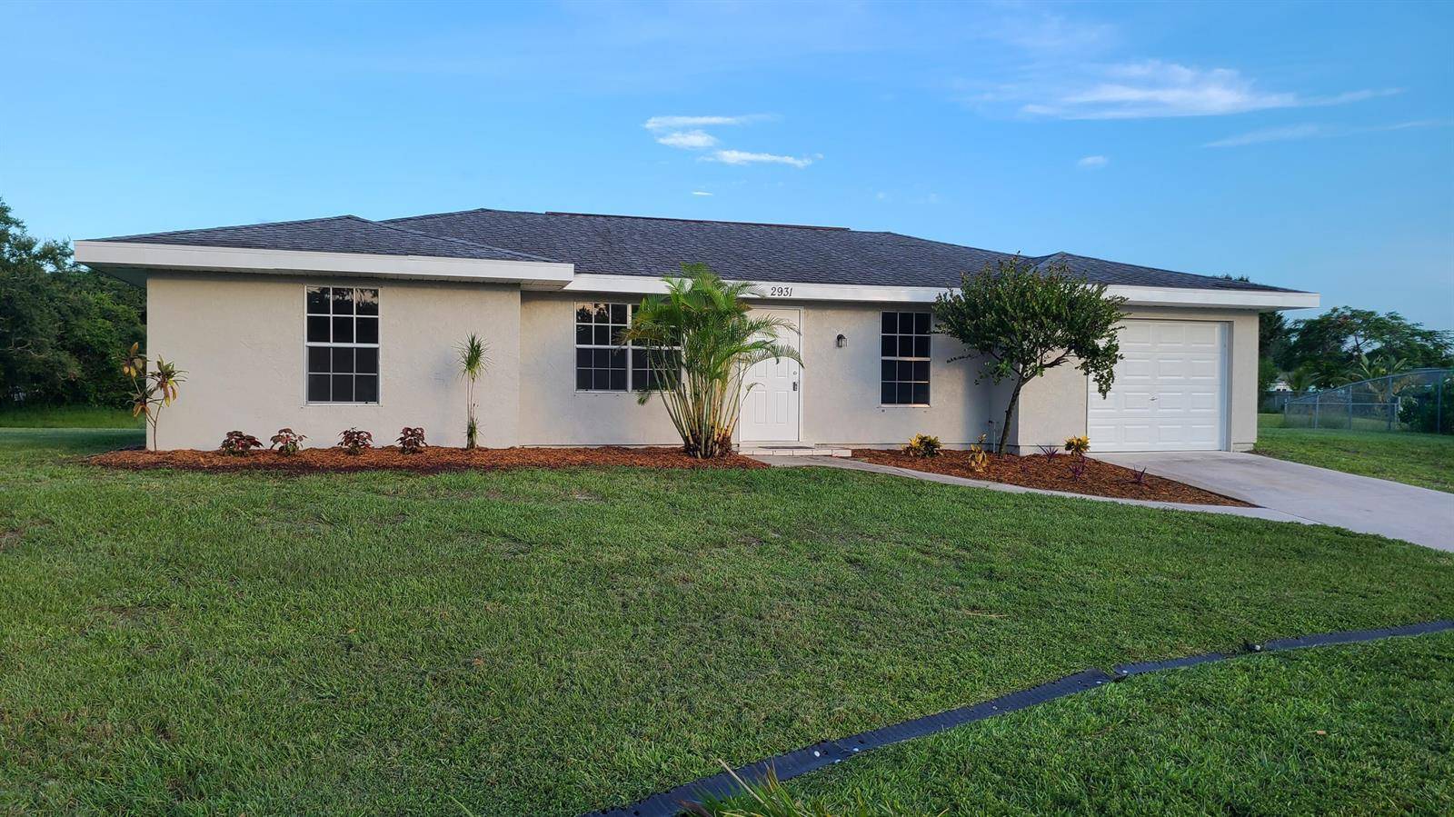 2931 SW BirtlePort St. Lucie - picture