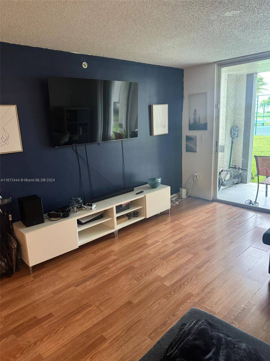 4580 NW 107th AveDoral - ENCLAVE AT DORAL CONDO NO condo unit 104-13 - picture