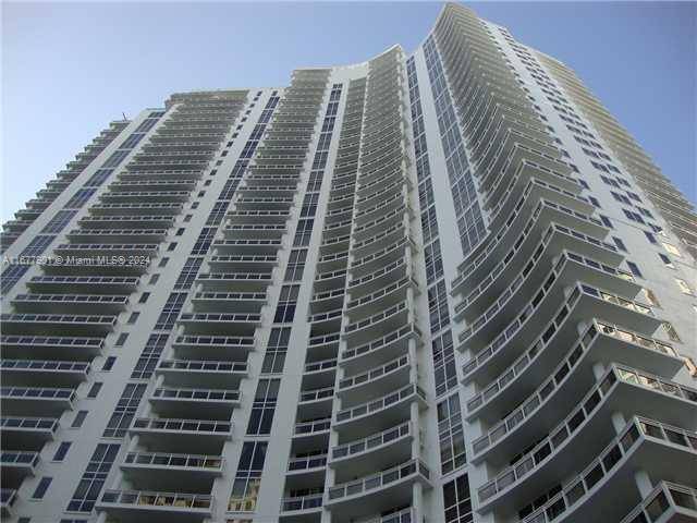 901 Brickell Key BlvdMiami - Condo 5+ Stories,Condo condo unit 1701 - picture