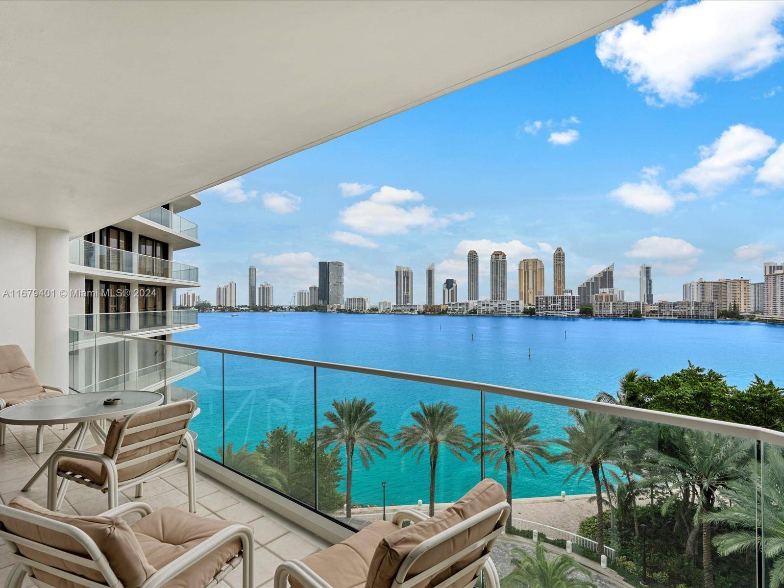 2800 Island BlvdAventura - 2800 ISL BLVD WILLIAMS IS condo unit 702 - picture