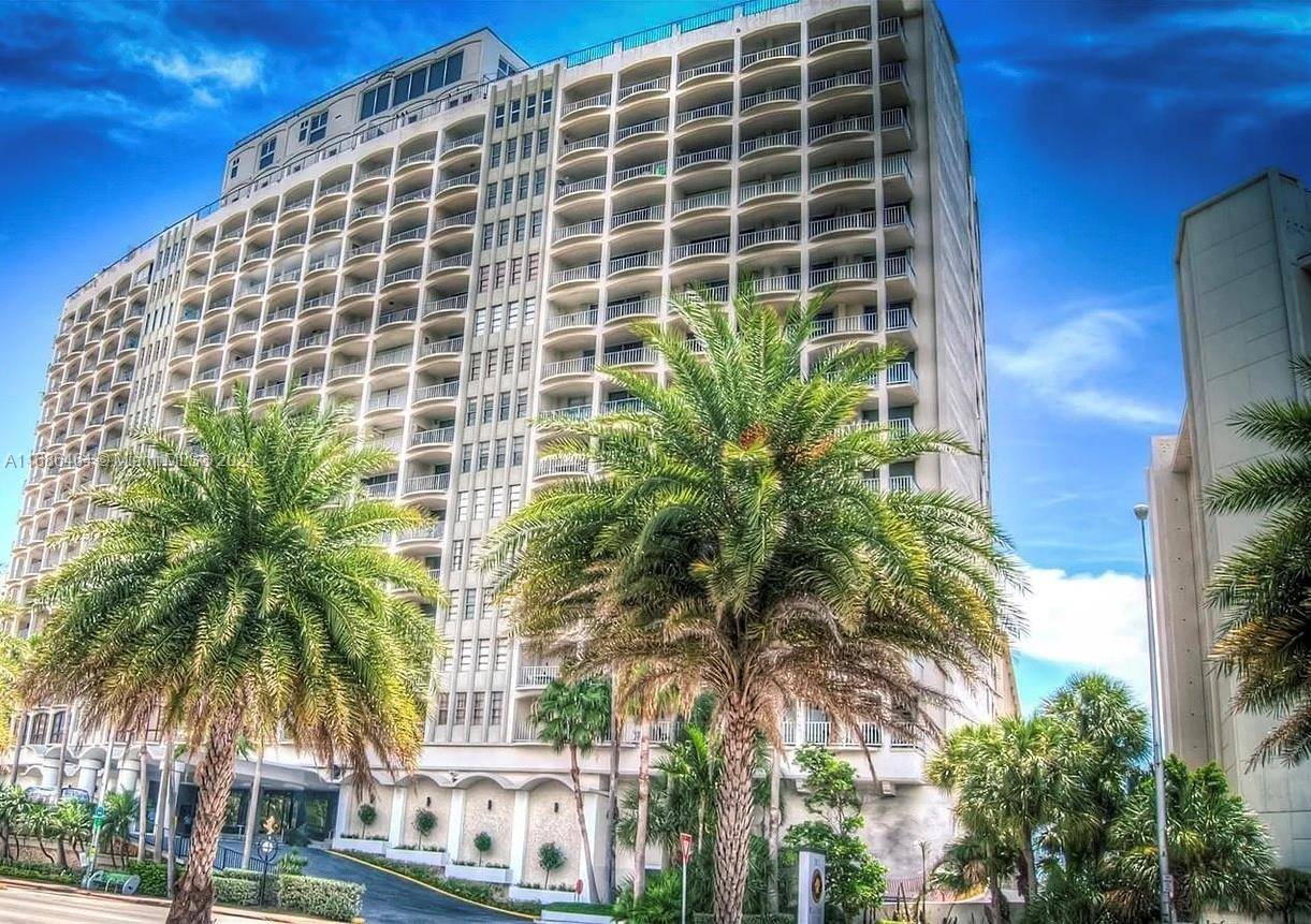 5401 Collins AveMiami Beach - Apartments-Annual,Apartment condo unit 412 - picture