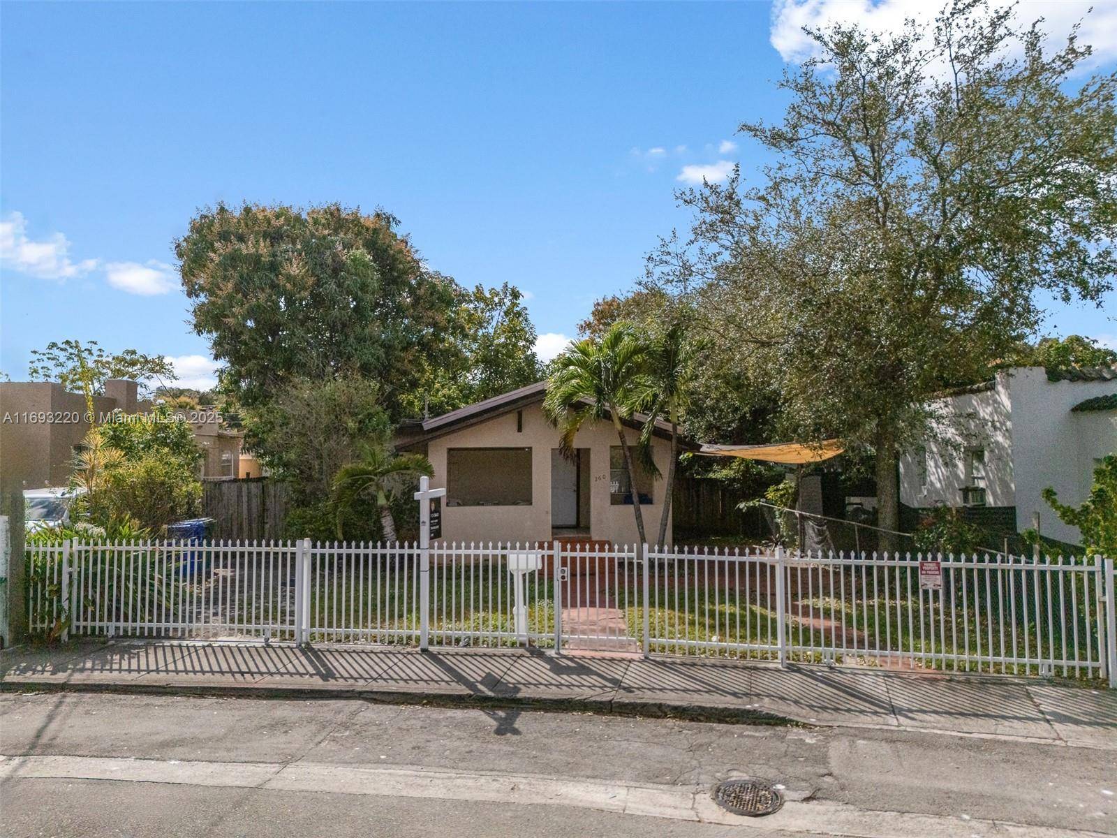 260 NW 34th StMiami - picture