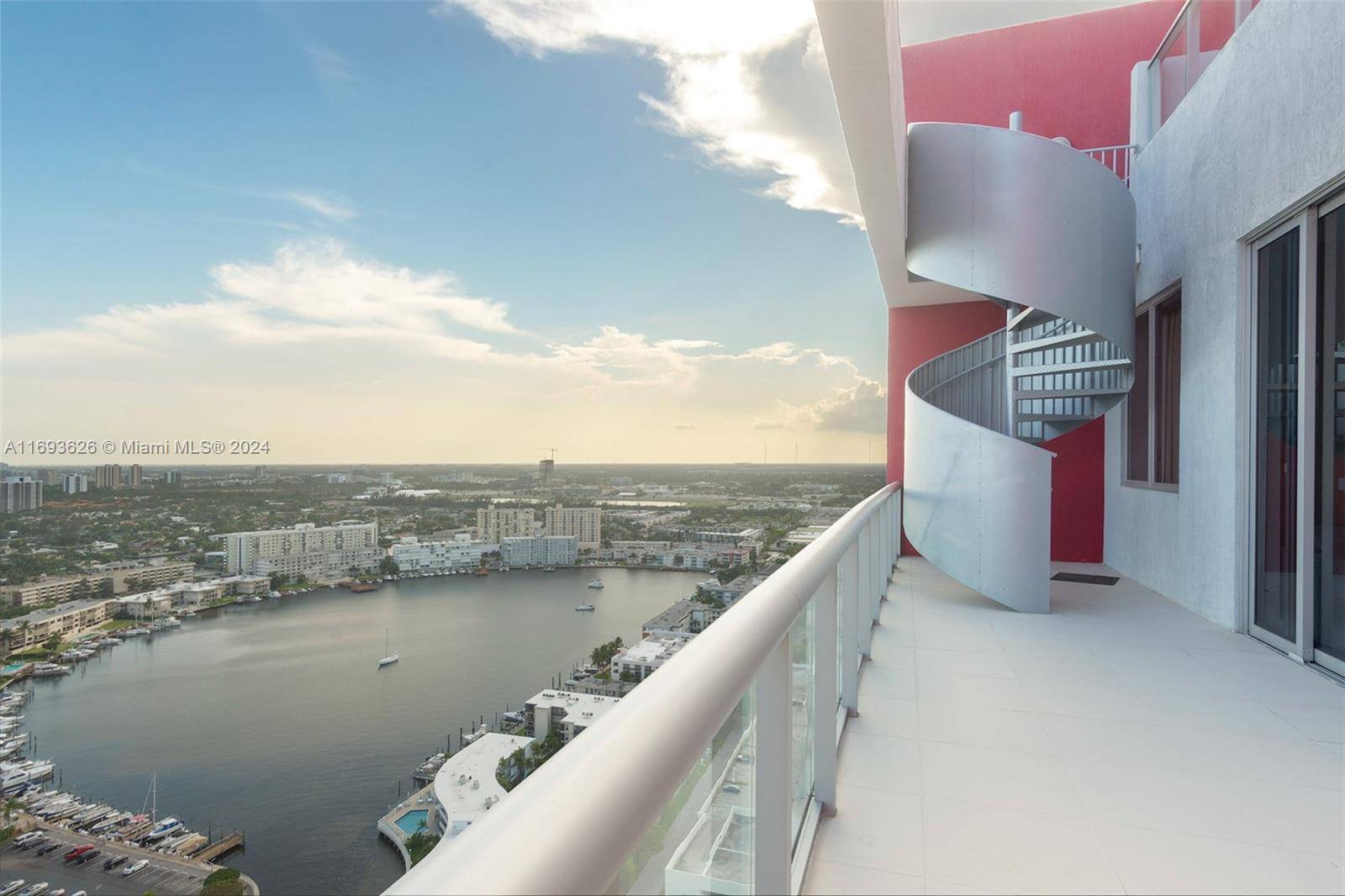 2600 E Hallandale Beach BlvdHallandale Beach - BEACHWALK CONDOMINIUM condo unit T3307 - picture