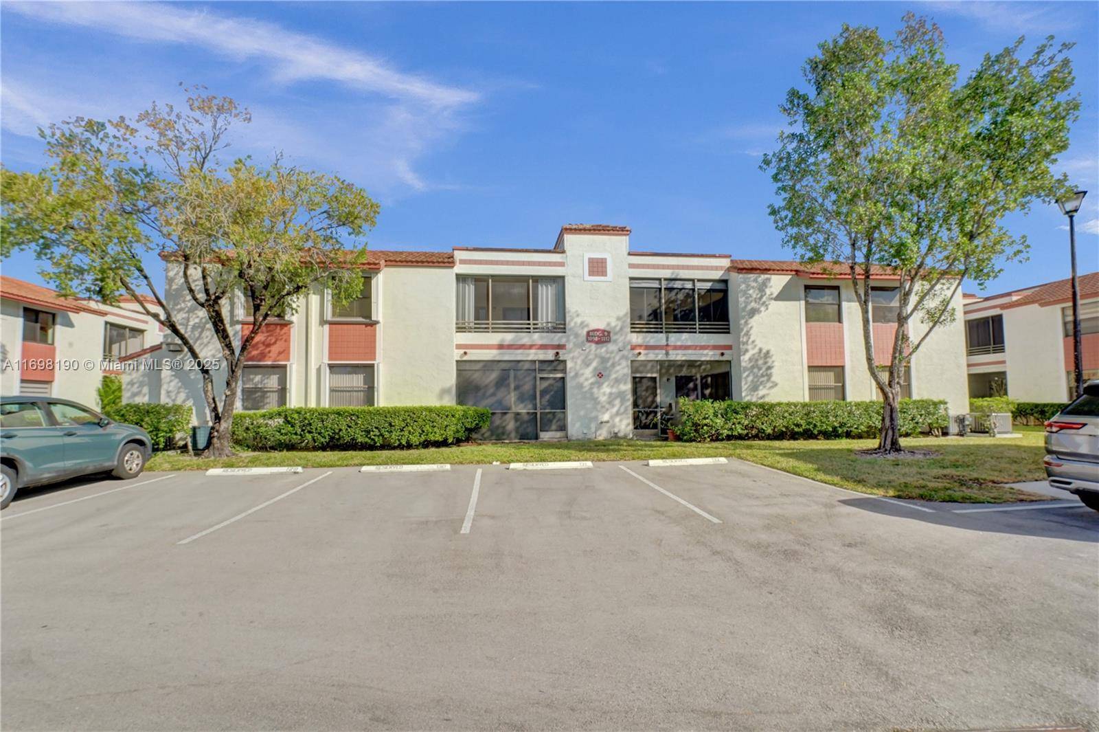 1104 N Hiatus RdPembroke Pines - Condo 1-4 Stories,Condo condo unit 1104 - picture