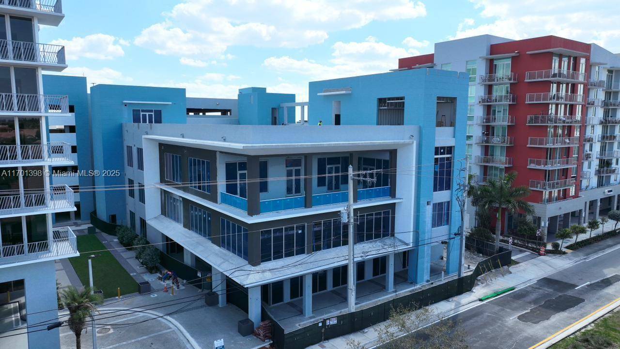 7825 NW 107th AveDoral - MIDTOWN AT DORAL condo unit 718 - picture