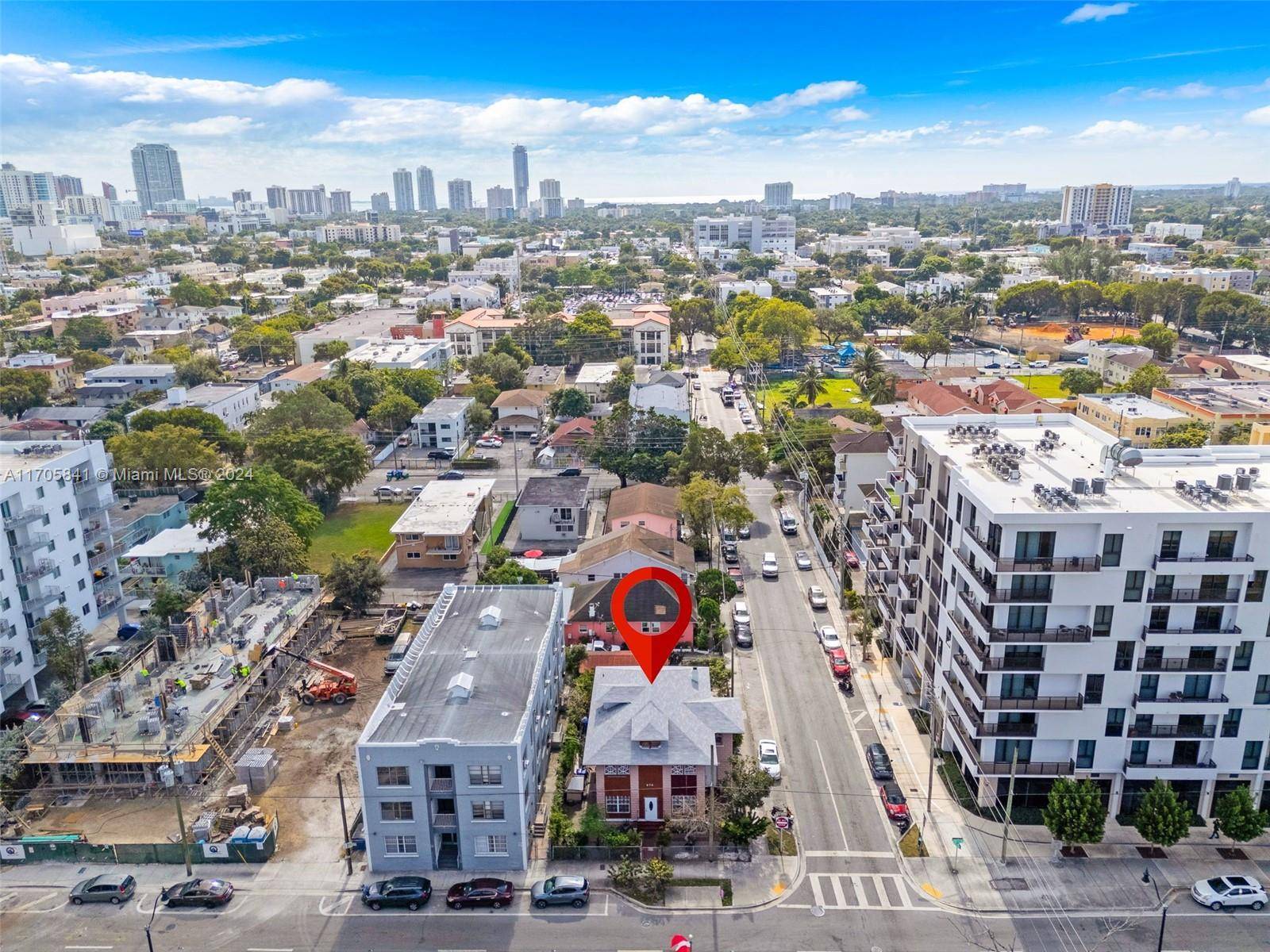 676 SW 1st StMiami - picture