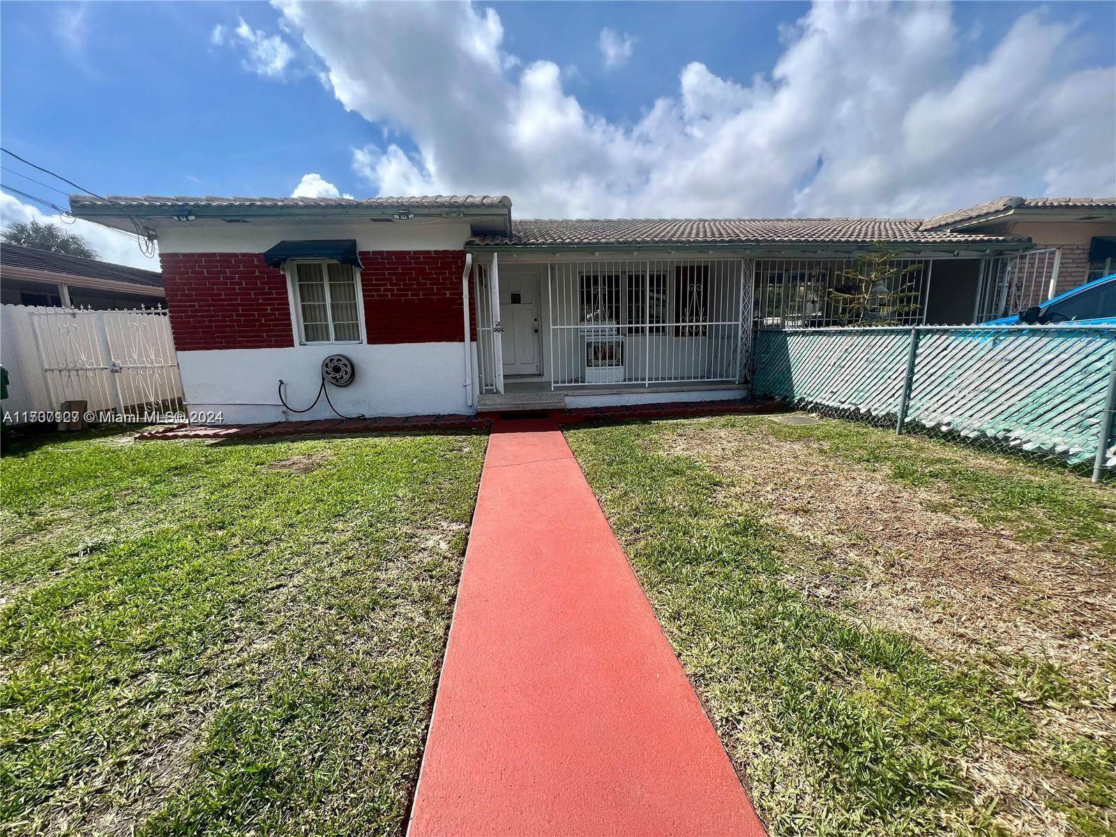 3150 SW 23rd StMiami - picture