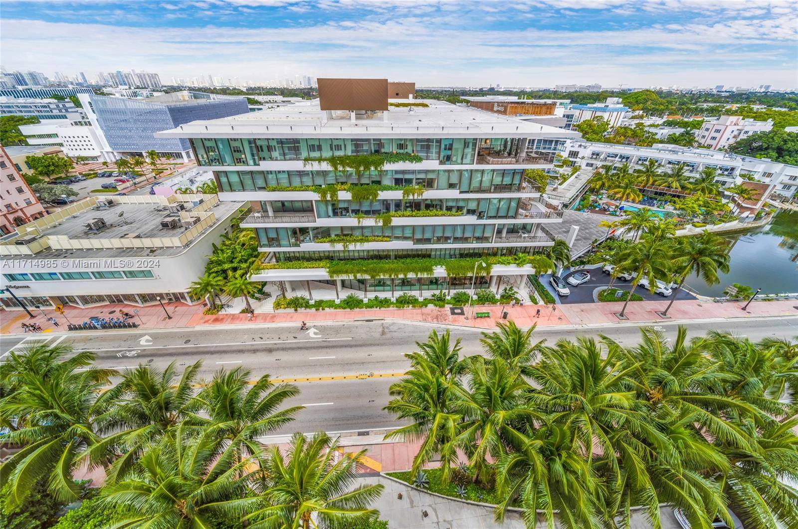 2301 Collins AveMiami Beach - RONEY PALACE CONDO condo unit 1030 - picture