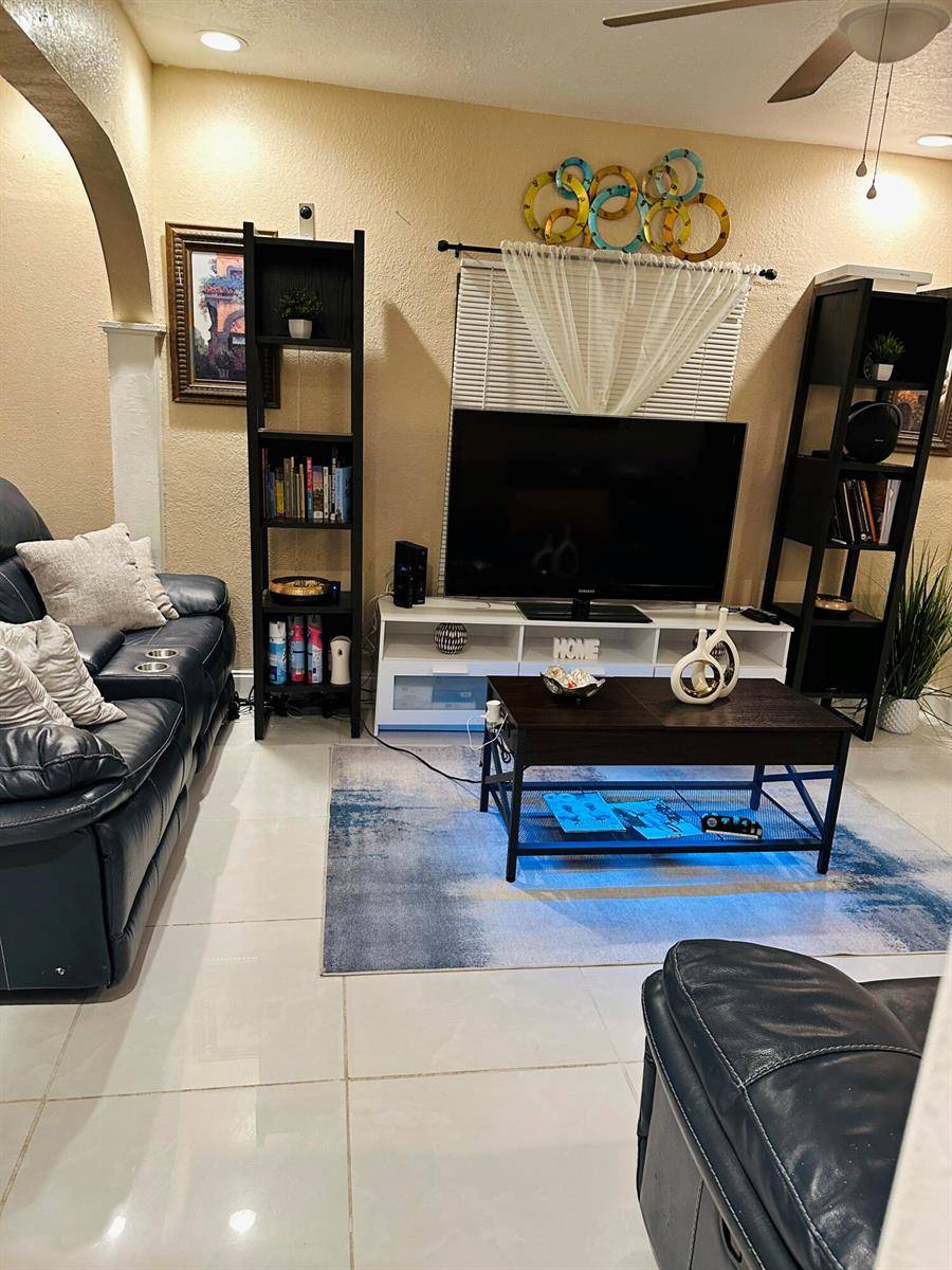 833 Briggs StreetWest Palm Beach - picture