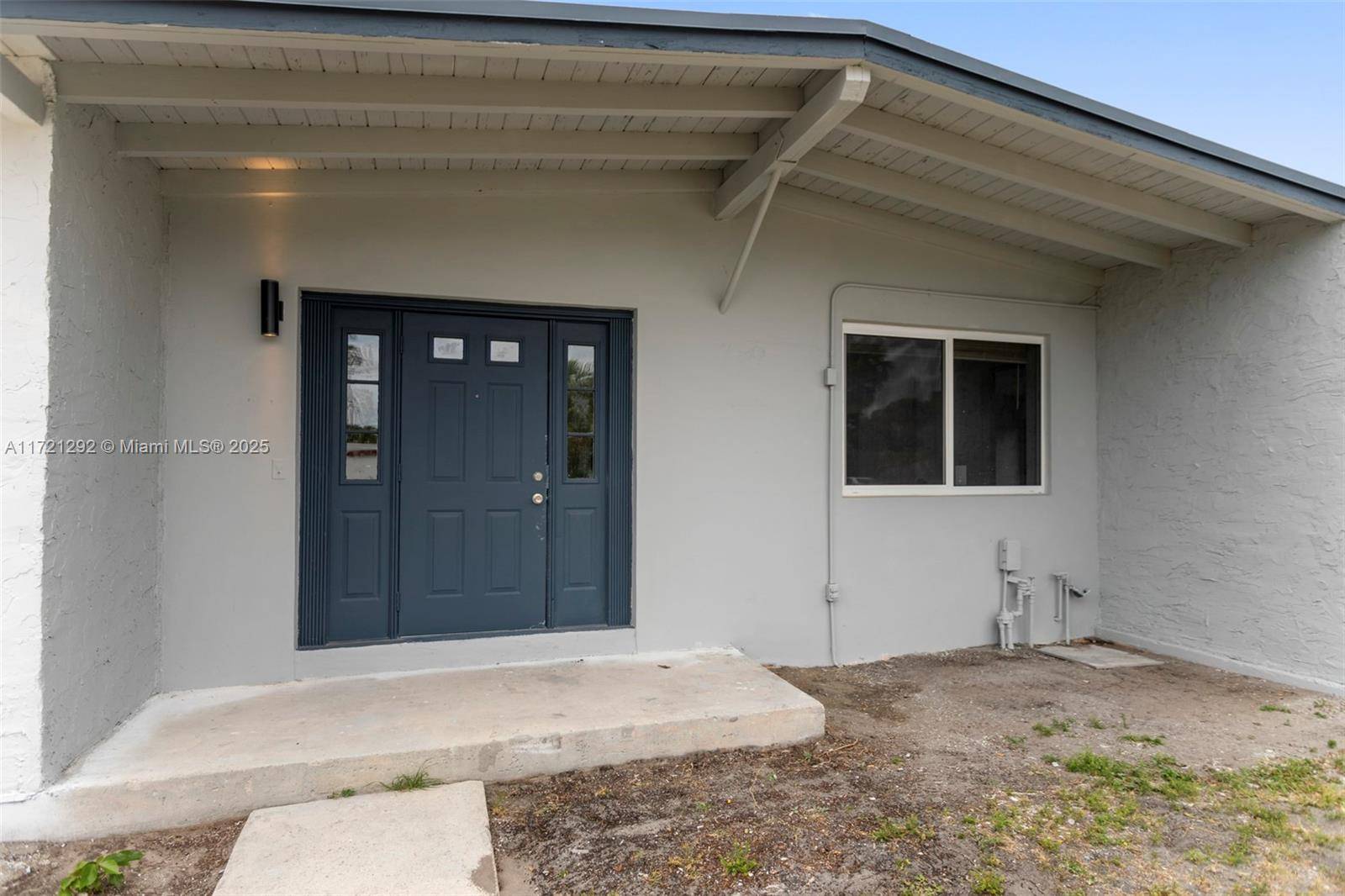 1560 NE 42nd CtPompano Beach - picture