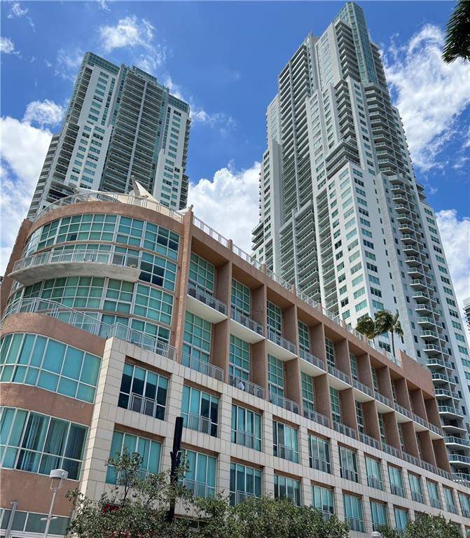253 NE 2ndMiami - VIZCAYNE SOUTH CONDO condo unit 2710 - picture