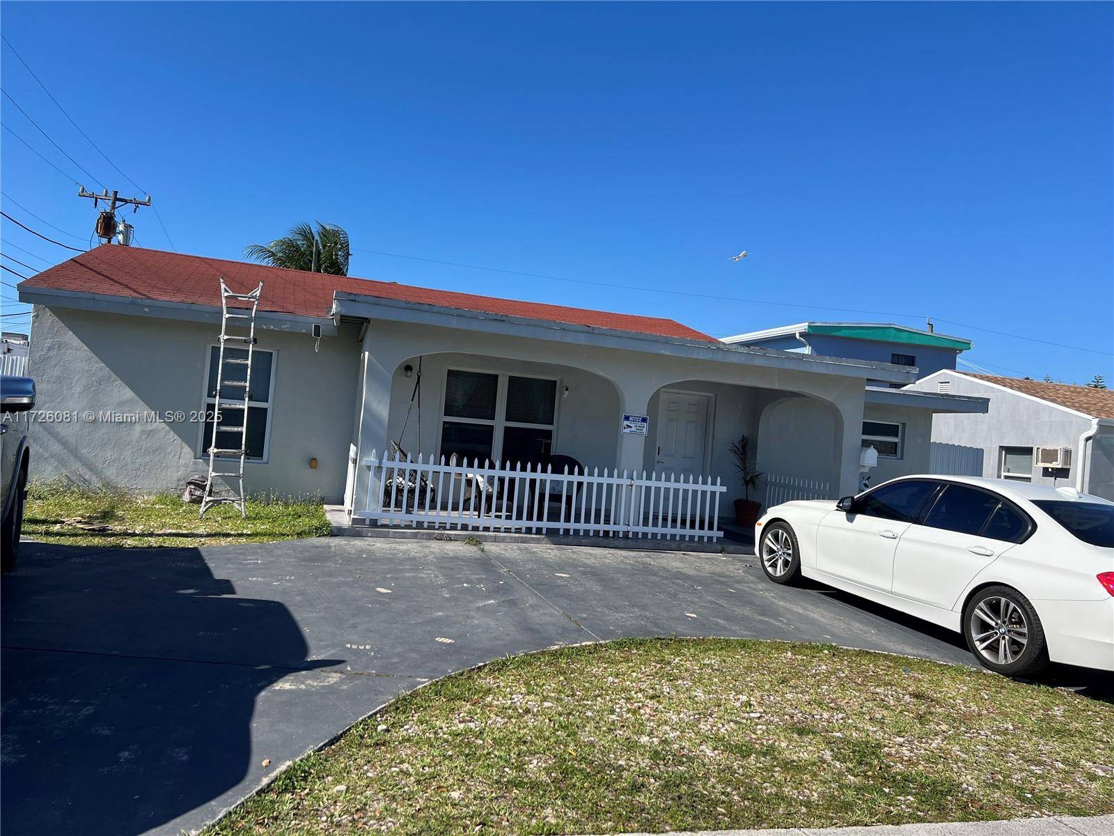 720 NW 30th AveMiami - picture