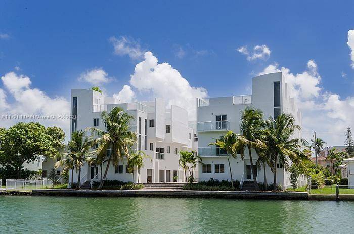 1975 Calais DrMiami Beach - Townhouse/Villa-Annual,Townhouse condo unit 5 - picture