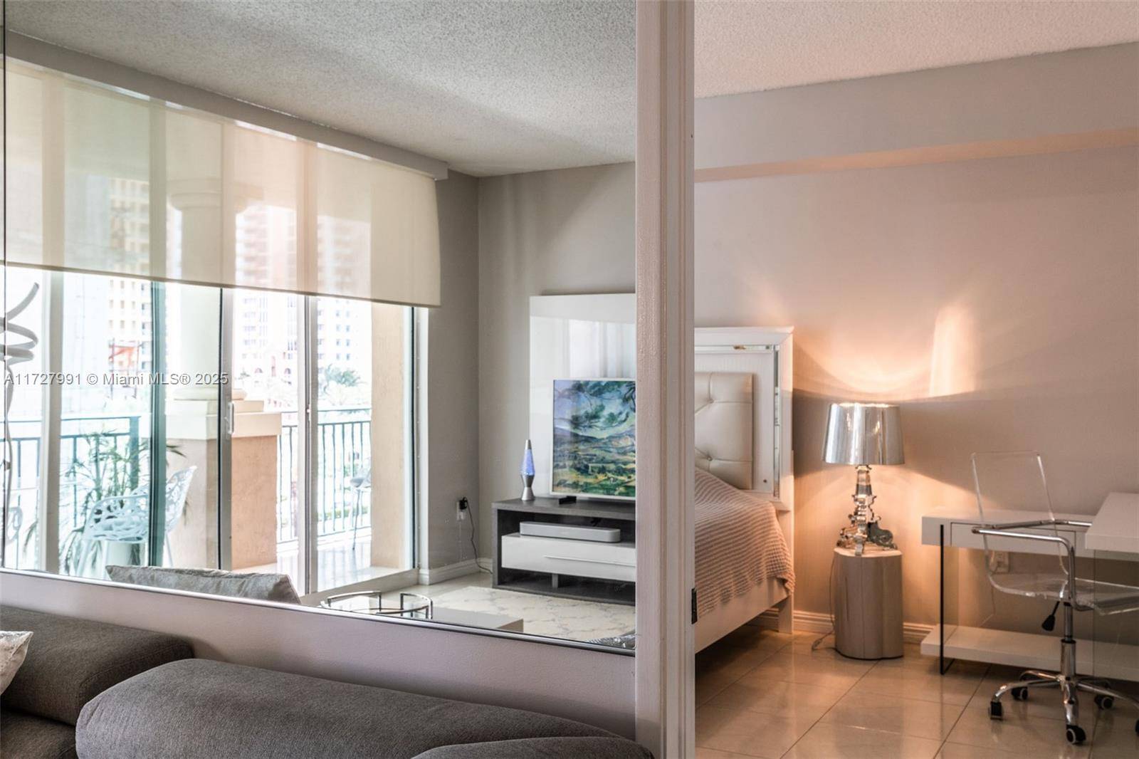 17555 E Atlantic BlvdSunny Isles Beach - Condo/Co-Op/Seasonal,Condo condo unit 603 - picture