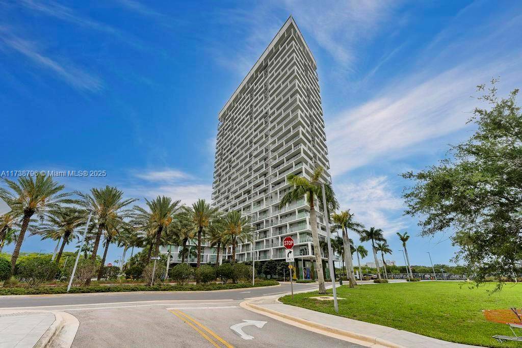 2000 Metropica WaySunrise - Condo 5+ Stories,Condo condo unit 2307 - picture