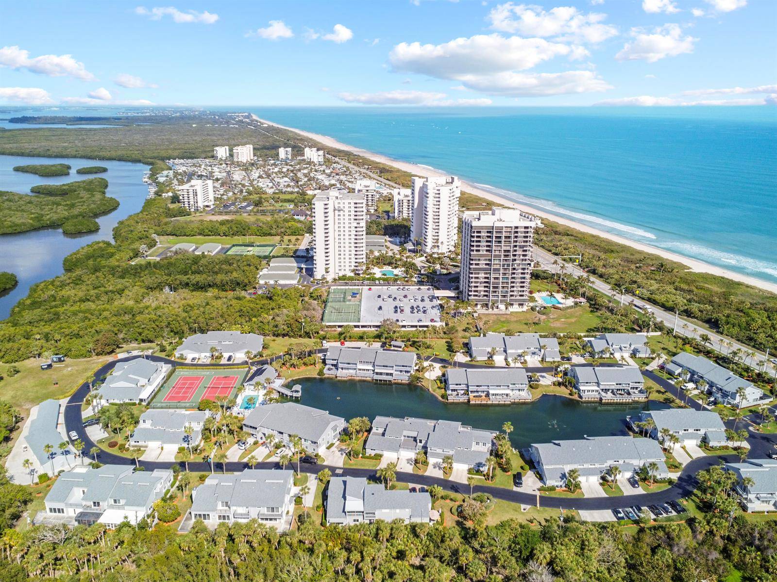 4949 N Highway A1aFort Pierce - BREAKERS LANDING, A CONDOM condo unit 196 - picture