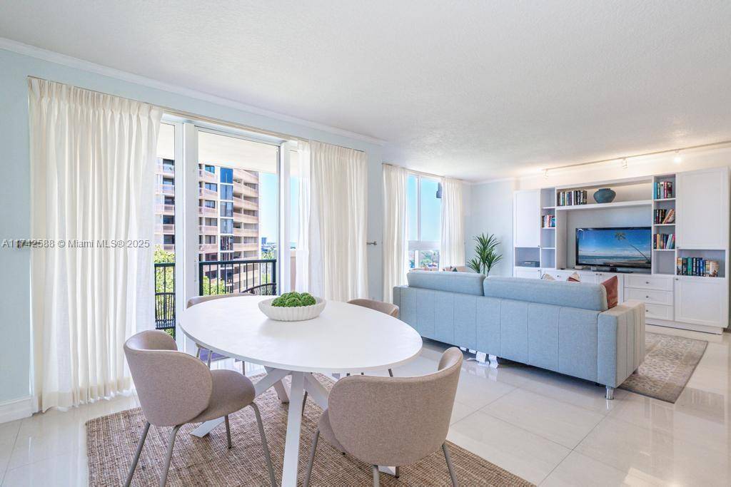 2951 S Bayshore DrMiami - Condo 5+ Stories,Condo condo unit 907/909 - picture