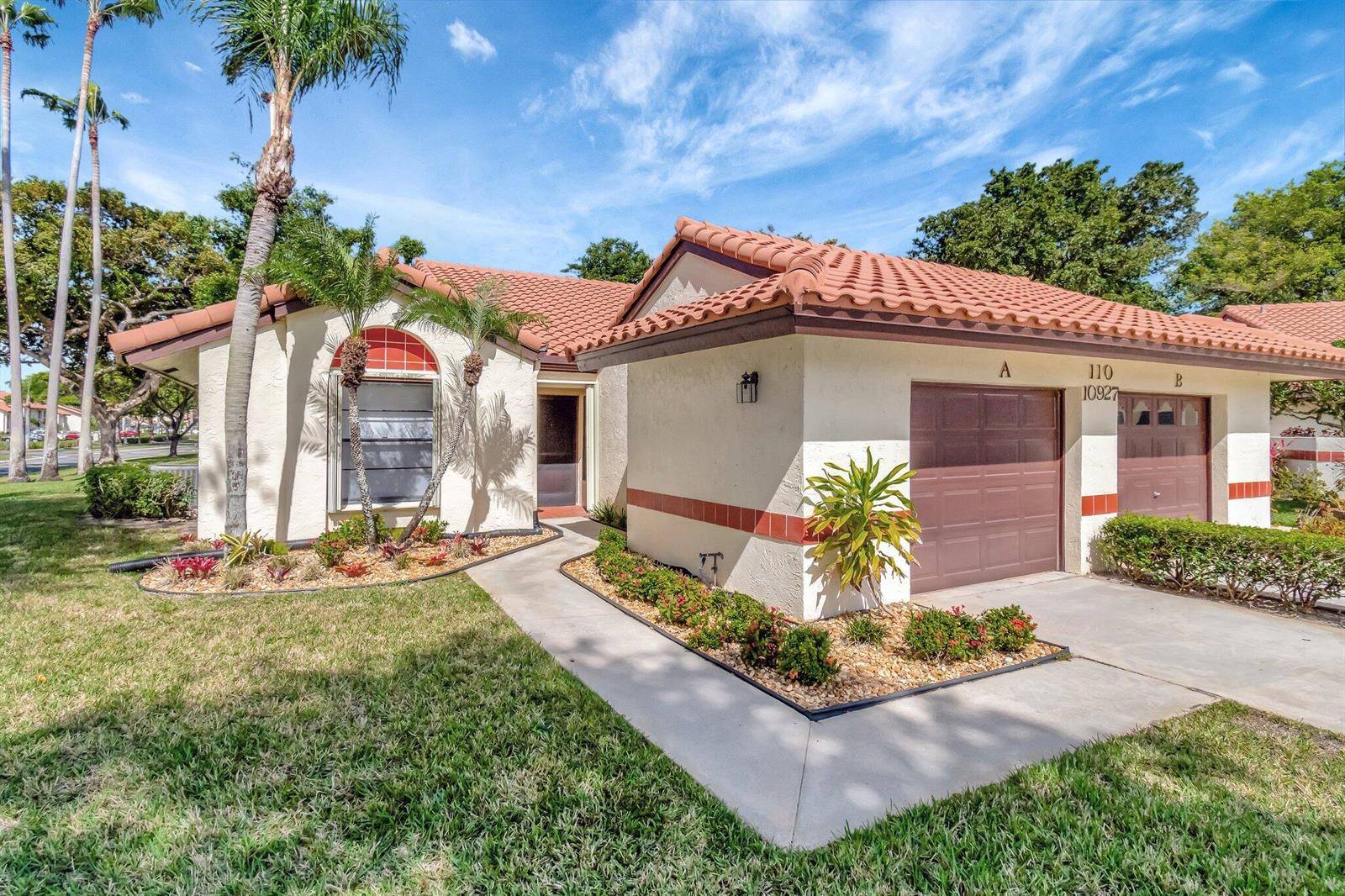 10927 Dolphin PalmBoynton Beach - PALM CHASE condo unit A - picture