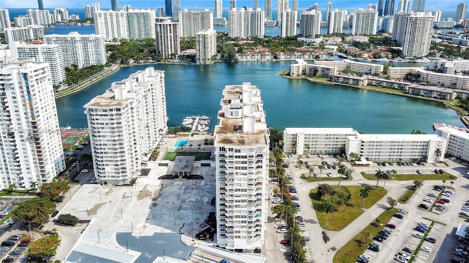 18051 Biscayne BlvdAventura - Condo 5+ Stories,Condo condo unit 801 - picture