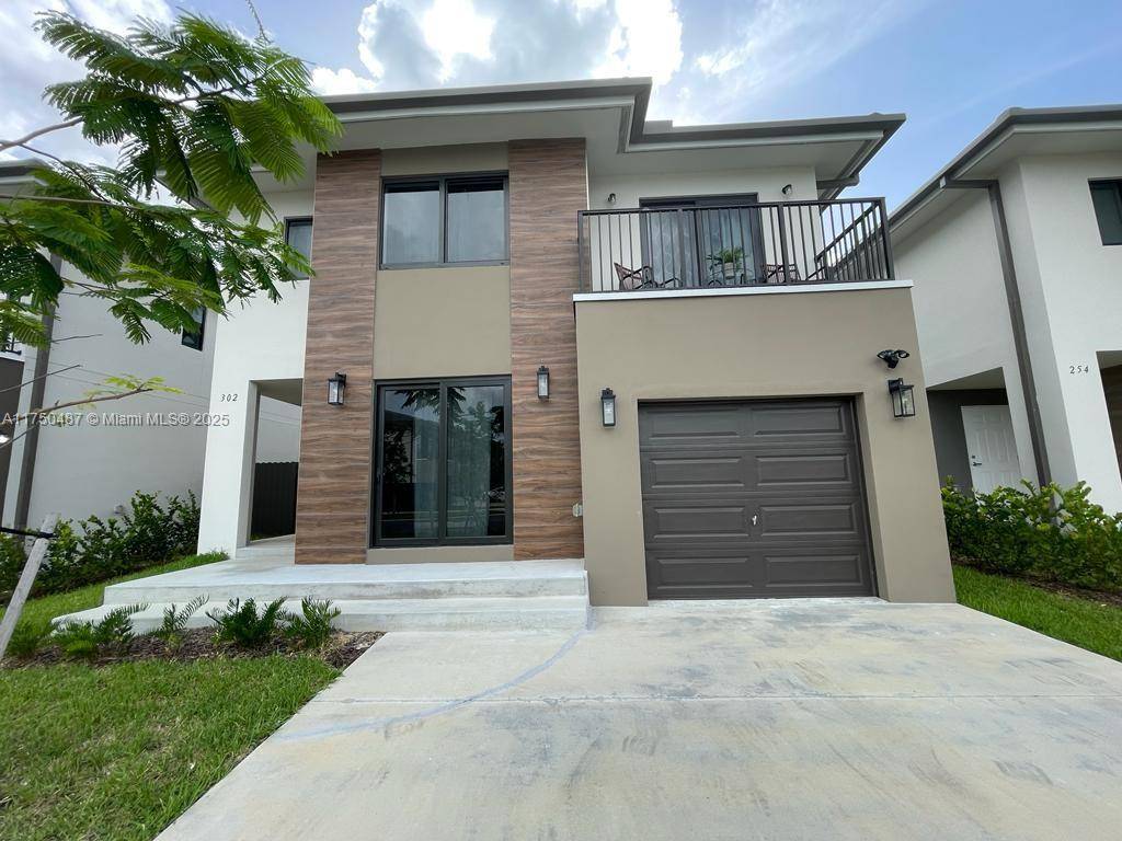 302 NW 11th CtFlorida City - picture