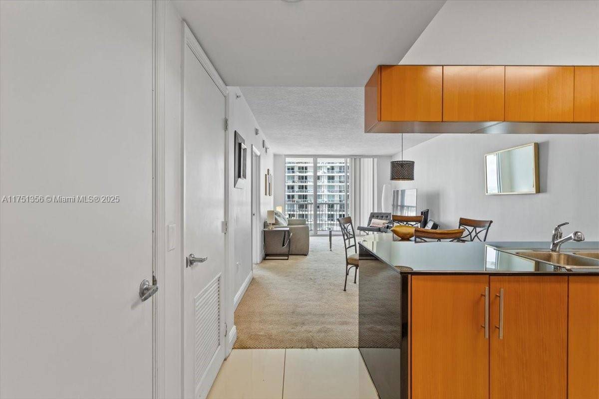 1750 N Bayshore DrMiami - OPERA TOWER CONDO condo unit 4809 - picture