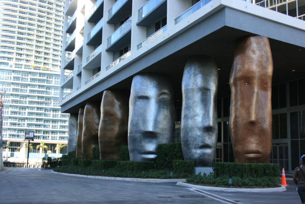 465 Brickell AveMiami - ICONBRICKELL CONDO NO 1 condo unit 2405 - picture